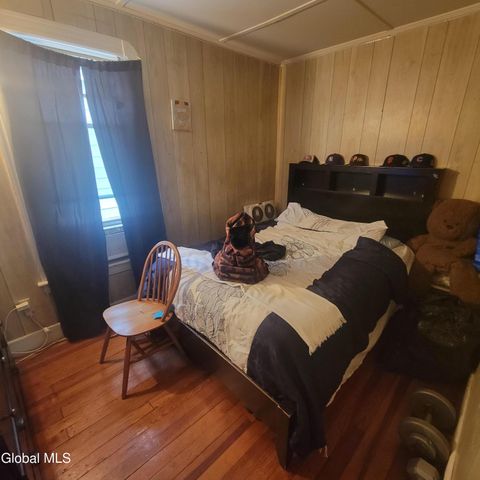 938 Park Avenue, Schenectady, NY 12308