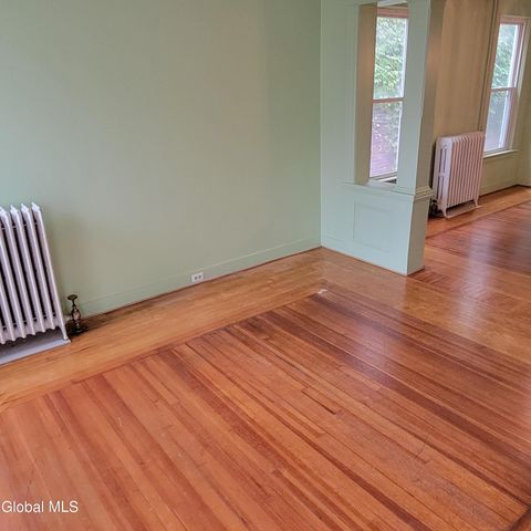 938 Park Avenue, Schenectady, NY 12308