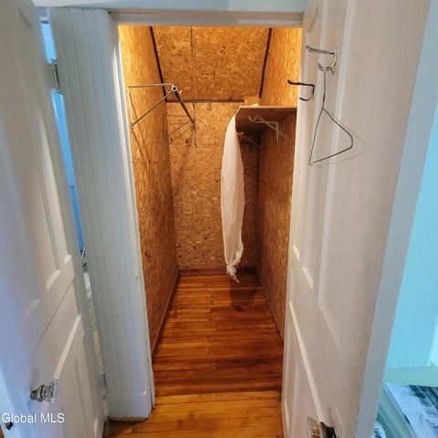 938 Park Avenue, Schenectady, NY 12308