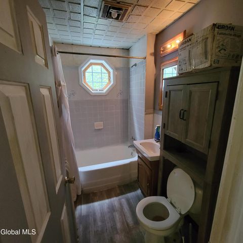 938 Park Avenue, Schenectady, NY 12308