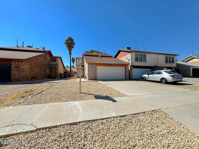 2001 Bobby Jones dr A, El Paso, TX 79936