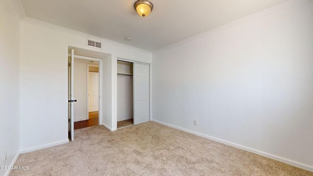 2001 Bobby Jones dr A, El Paso, TX 79936