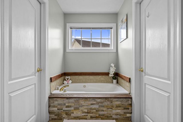 116 MCCLURE WAY, Winchester, VA 22602