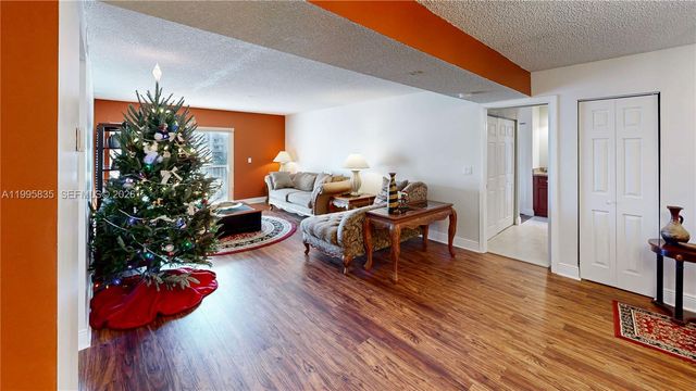 21121 SW 85th Ave 216, Cutler Bay, FL 33189