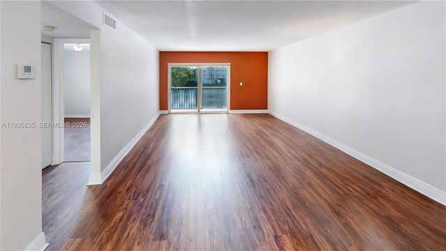 21121 SW 85th Ave 216, Cutler Bay, FL 33189