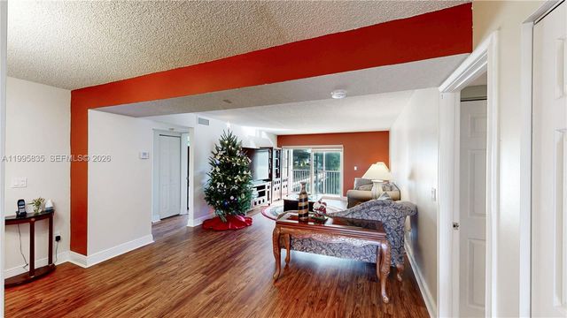 21121 SW 85th Ave 216, Cutler Bay, FL 33189