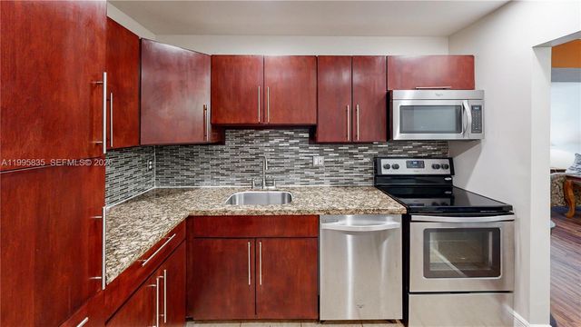 21121 SW 85th Ave 216, Cutler Bay, FL 33189