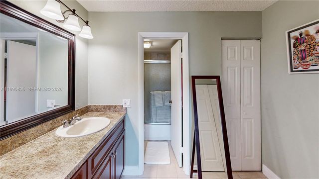 21121 SW 85th Ave 216, Cutler Bay, FL 33189