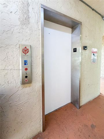 21121 SW 85th Ave 216, Cutler Bay, FL 33189