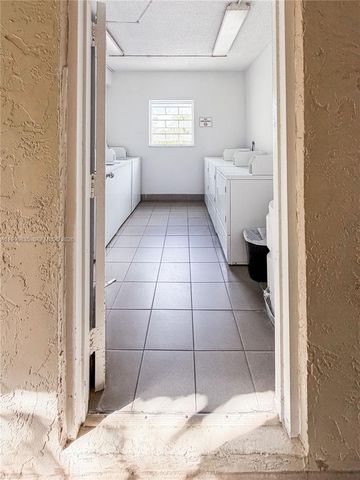 21121 SW 85th Ave 216, Cutler Bay, FL 33189