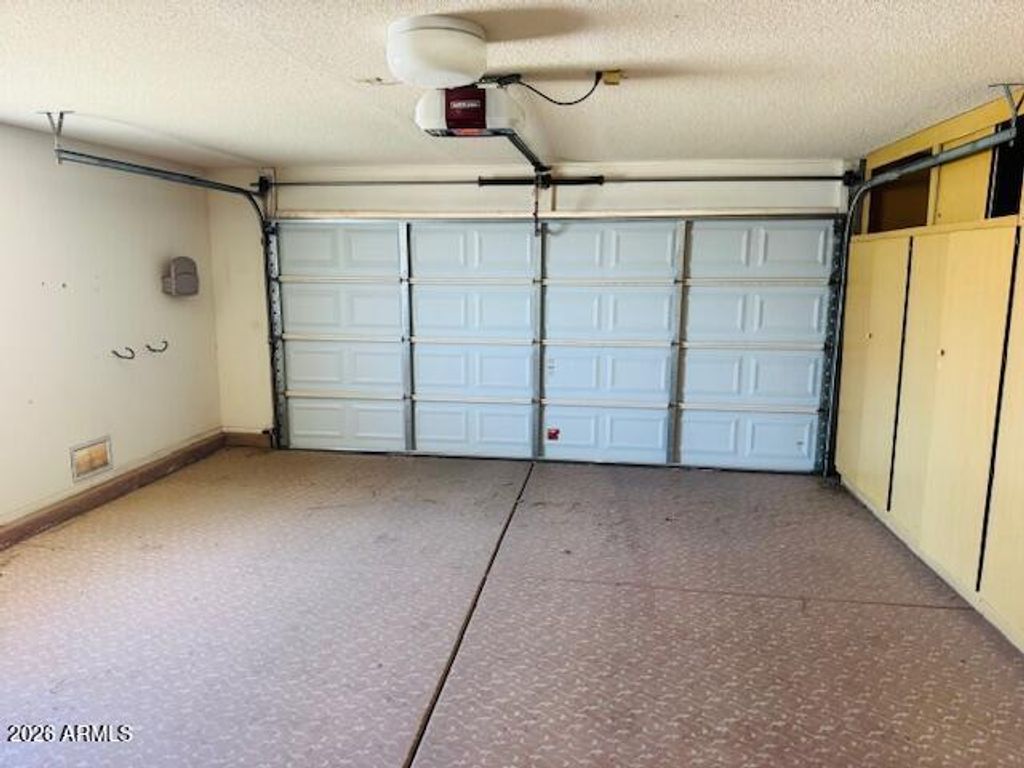 Image 20 of property listing at 13047 W PEACH BLOSSOM Drive, Sun City West, AZ 85375