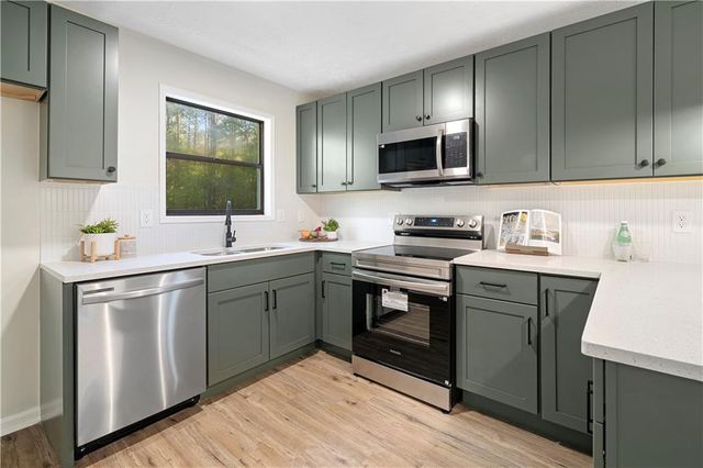 6455 Mill Crossing Court, Acworth, GA 30102