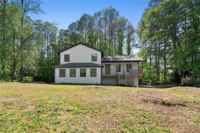 6455 Mill Crossing Court, Acworth, GA 30102