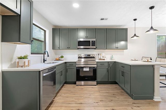 6455 Mill Crossing Court, Acworth, GA 30102