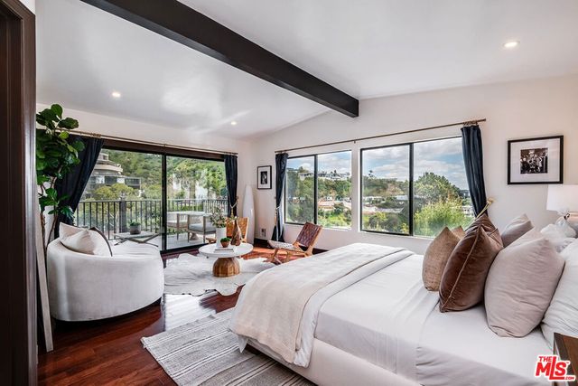 9234 Kinglet Drive, Los Angeles, CA 90069
