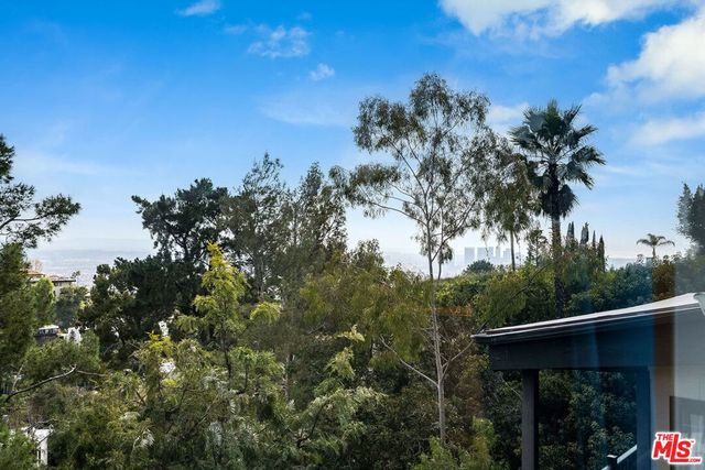 9234 Kinglet Drive, Los Angeles, CA 90069
