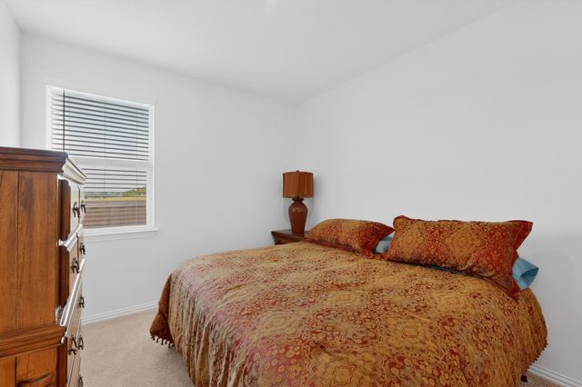3401 Kingsview Drive, Denton, TX 76207