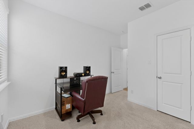 3401 Kingsview Drive, Denton, TX 76207