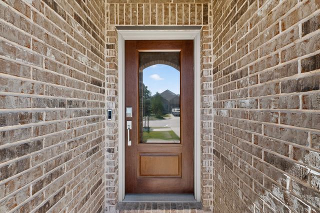 3401 Kingsview Drive, Denton, TX 76207