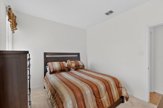 3401 Kingsview Drive, Denton, TX 76207
