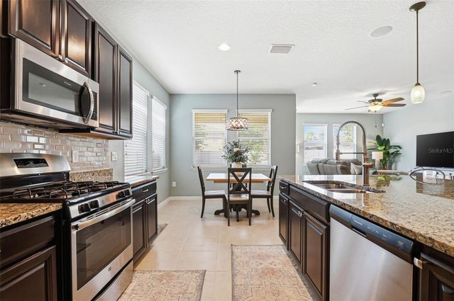 11218 SPRING POINT CIRCLE, Riverview, FL 33579