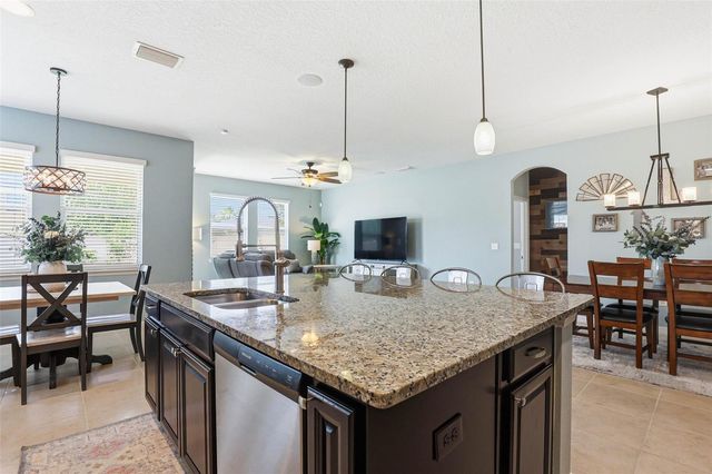 11218 SPRING POINT CIRCLE, Riverview, FL 33579