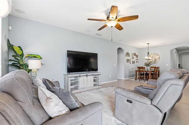 11218 SPRING POINT CIRCLE, Riverview, FL 33579