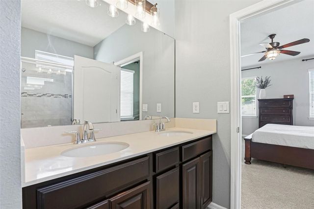 11218 SPRING POINT CIRCLE, Riverview, FL 33579