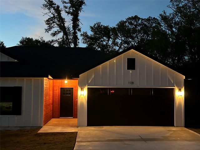 108 Hilea CT, Bastrop, TX 78602