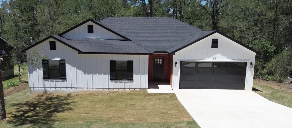 108 Hilea CT, Bastrop, TX 78602