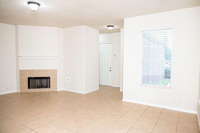 13758 Maximos Drive, Houston, TX 77083