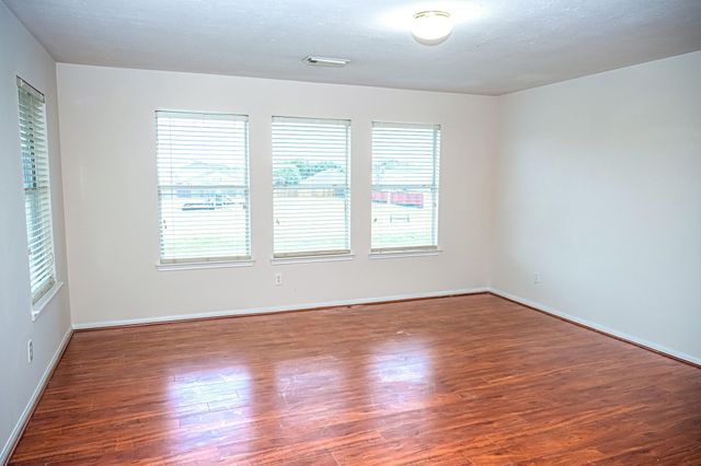 13758 Maximos Drive, Houston, TX 77083