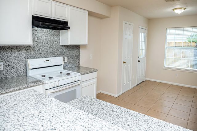13758 Maximos Drive, Houston, TX 77083