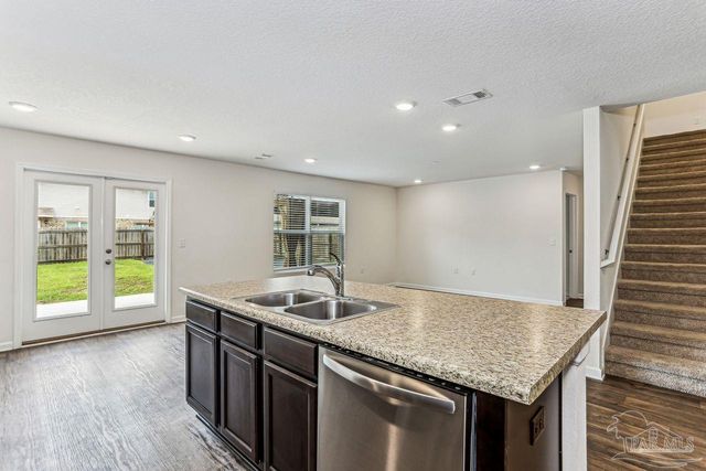 6396 Churchill Cir, Milton, FL 32583