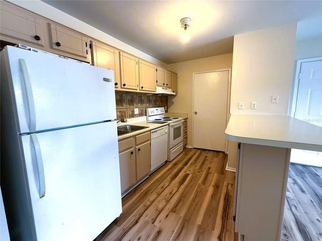 1400 GANDY BOULEVARD N 505, St Petersburg, FL 33702