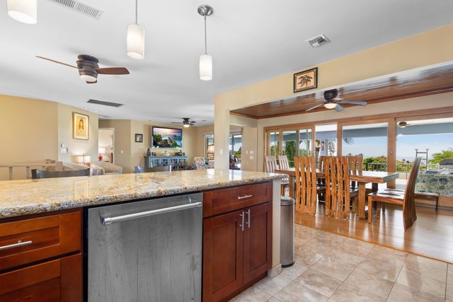 2760 Puu Hoolai St, Kihei, HI 96753