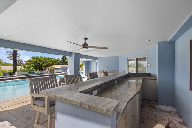 2760 Puu Hoolai St, Kihei, HI 96753