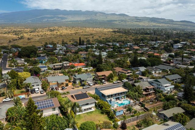 2760 Puu Hoolai St, Kihei, HI 96753