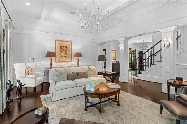 355 Pine Tree Drive NE, Atlanta, GA 30305