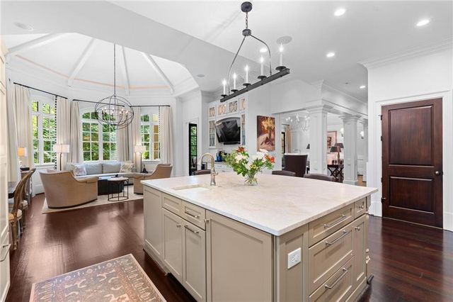 355 Pine Tree Drive NE, Atlanta, GA 30305