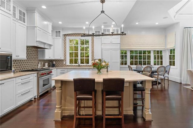 355 Pine Tree Drive NE, Atlanta, GA 30305