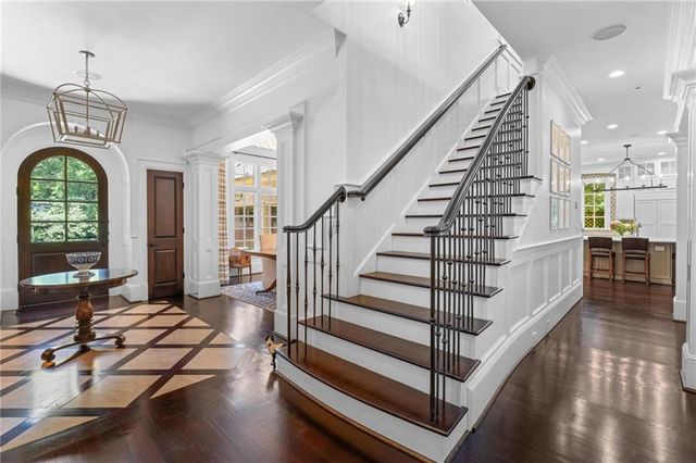 355 Pine Tree Drive NE, Atlanta, GA 30305