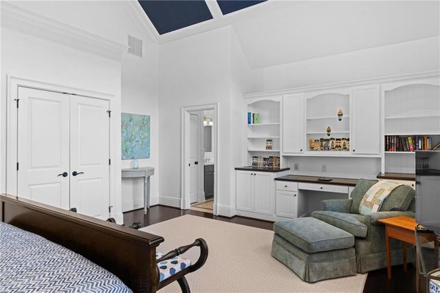355 Pine Tree Drive NE, Atlanta, GA 30305