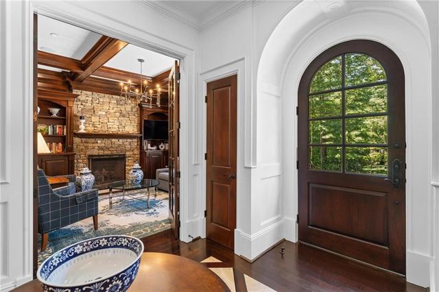 355 Pine Tree Drive NE, Atlanta, GA 30305