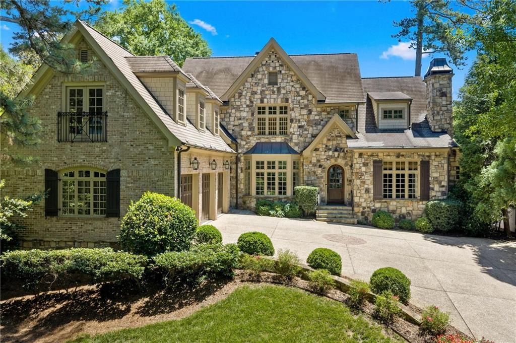 355 Pine Tree Drive NE, Atlanta, GA 30305