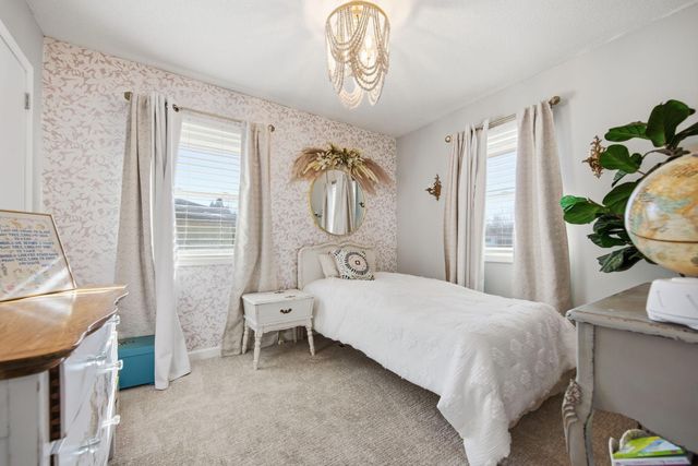 6430 Perry Avenue N, Brooklyn Center, MN 55429