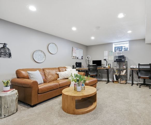 6430 Perry Avenue N, Brooklyn Center, MN 55429