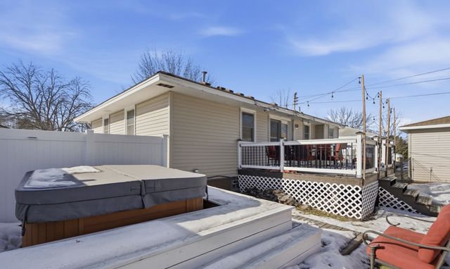 6430 Perry Avenue N, Brooklyn Center, MN 55429