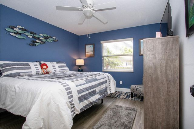 505 FINSBURY CIRCLE A, Sun City Center, FL 33573
