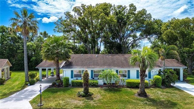 505 FINSBURY CIRCLE A, Sun City Center, FL 33573